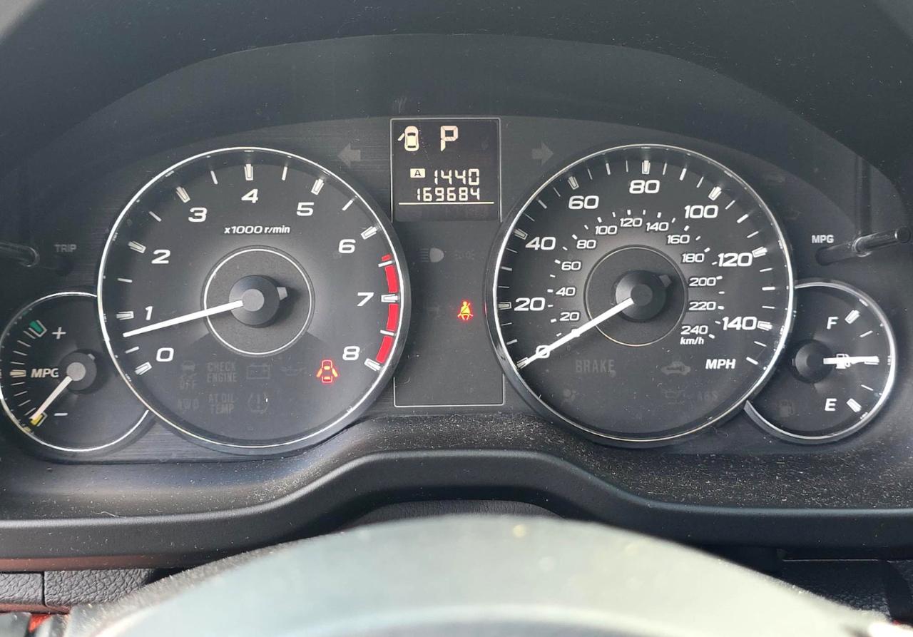 Subaru Outback  2011