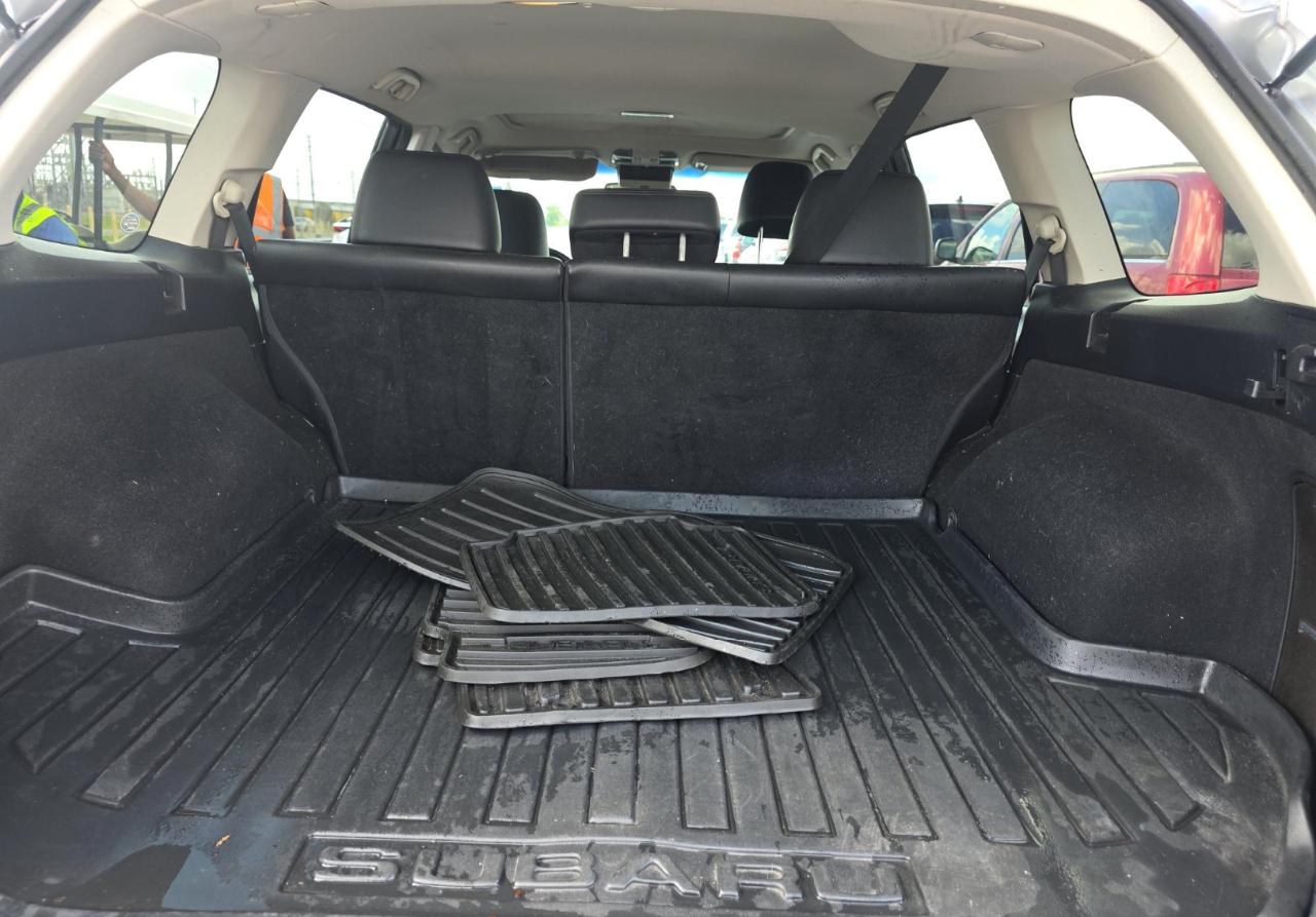 Subaru Outback  2011