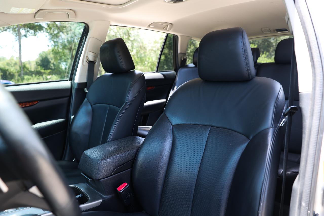Subaru Outback  2011