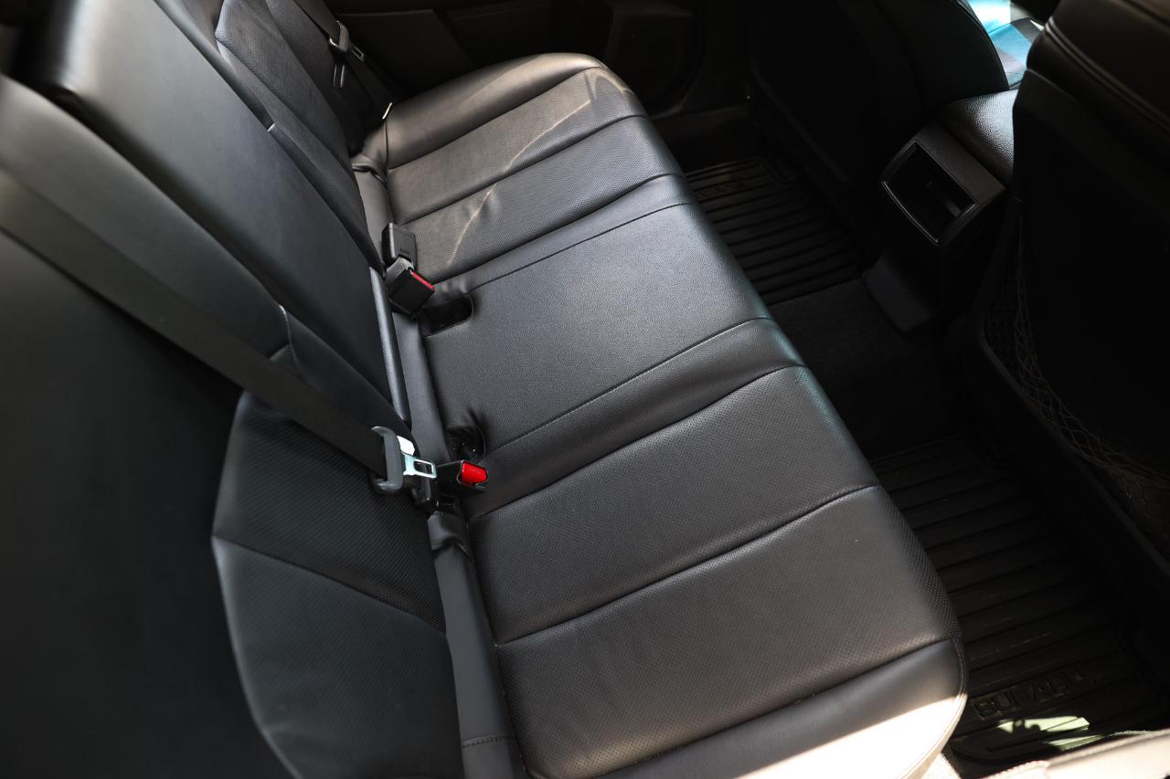Subaru Outback  2011