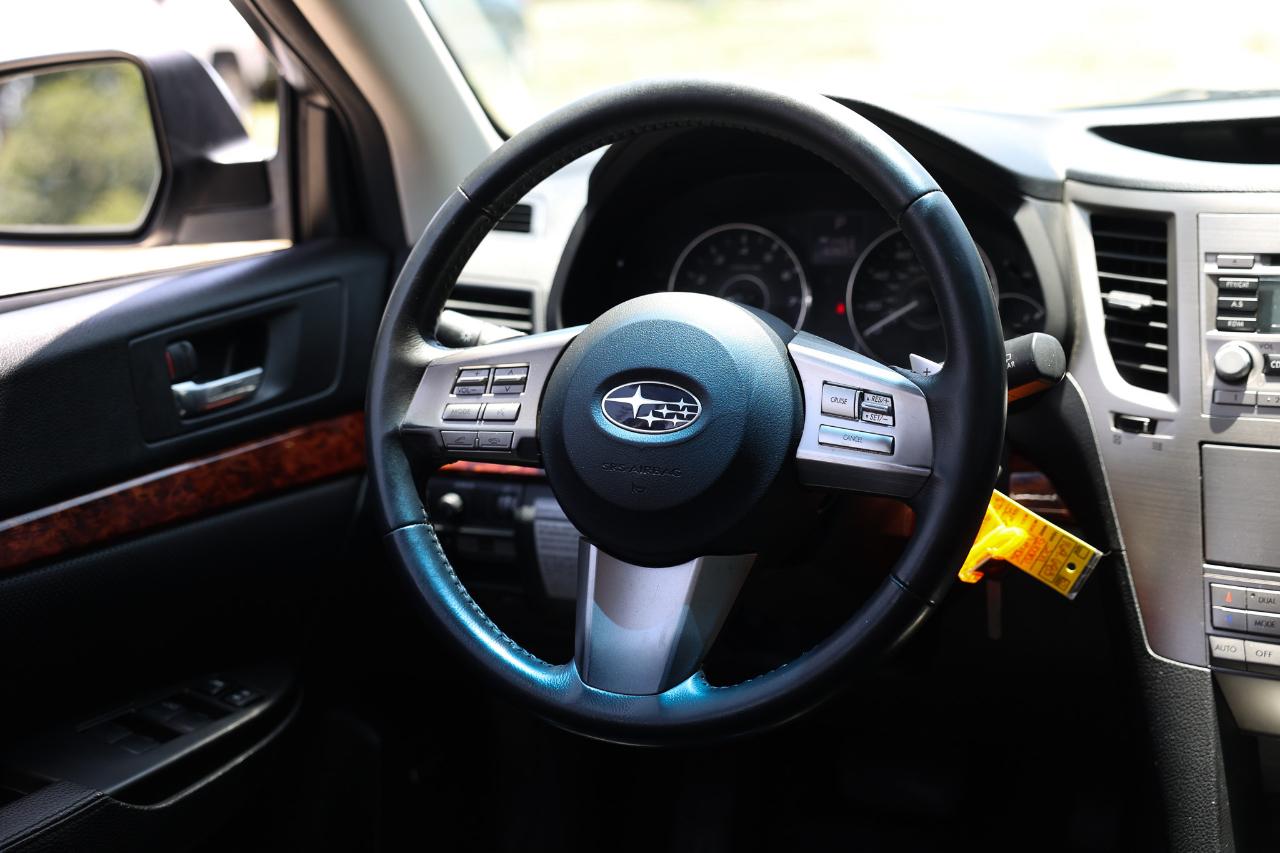 Subaru Outback  2011