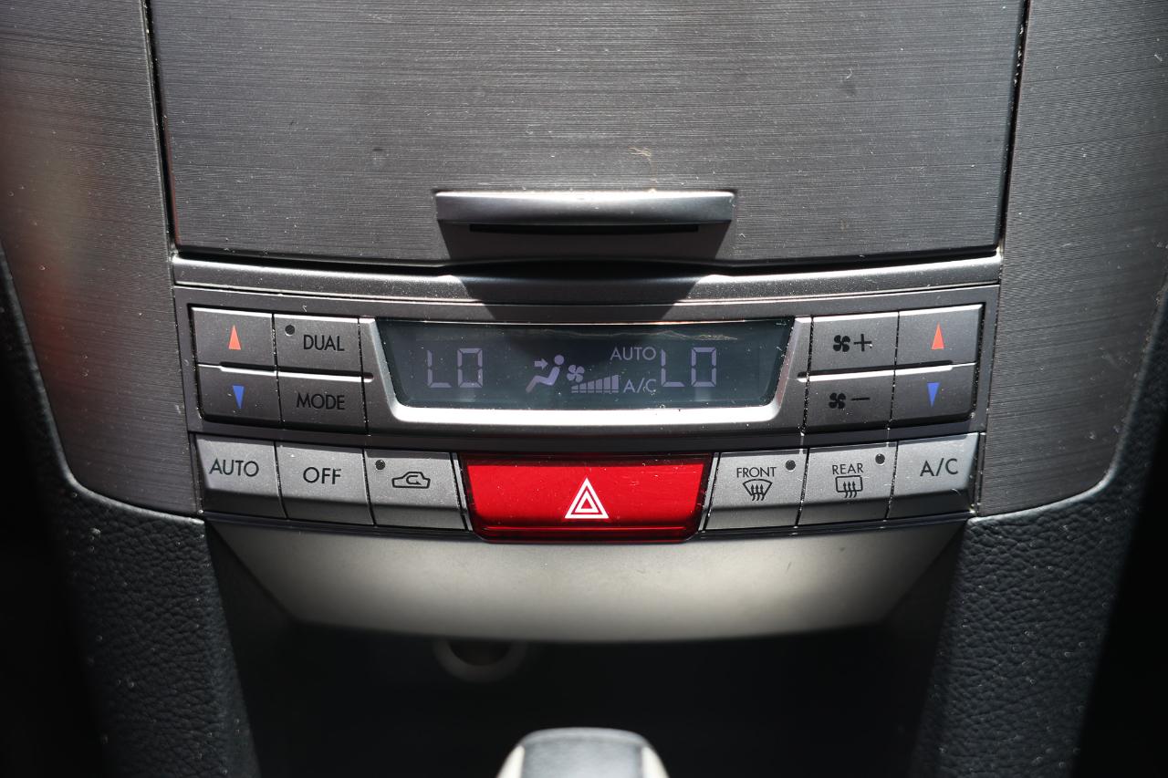Subaru Outback  2011