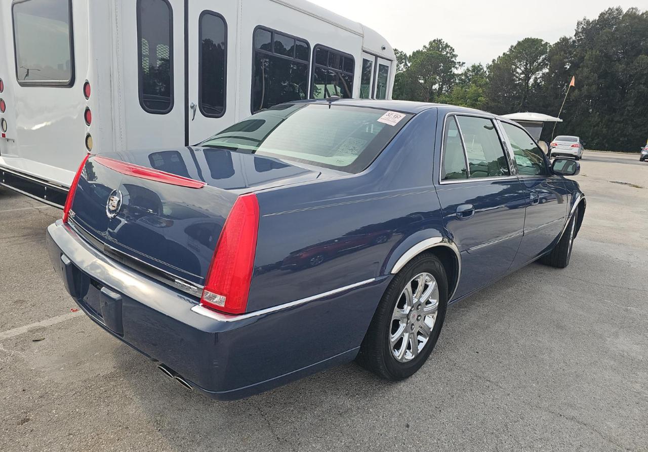 Cadillac DTS  2008