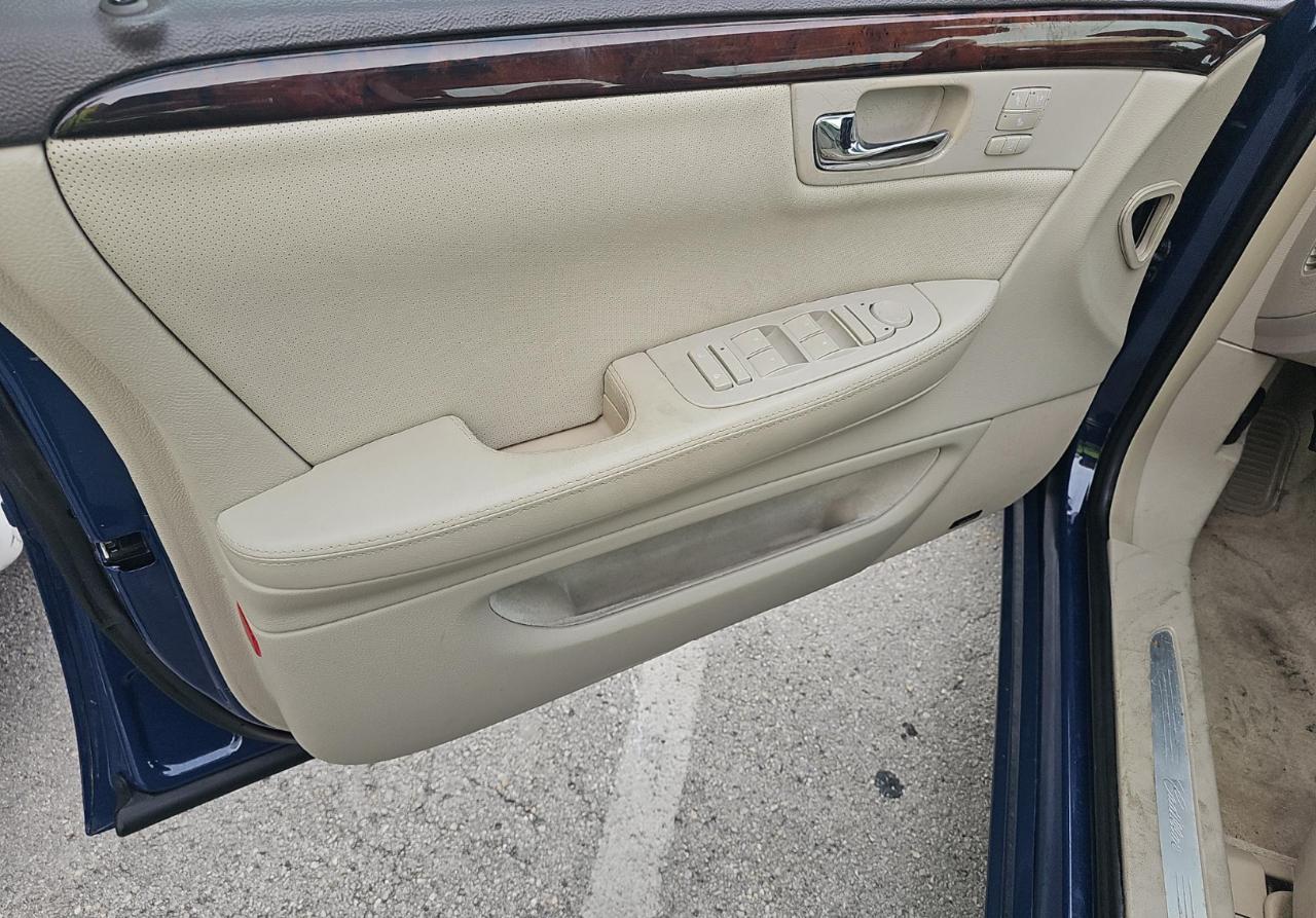 Cadillac DTS  2008