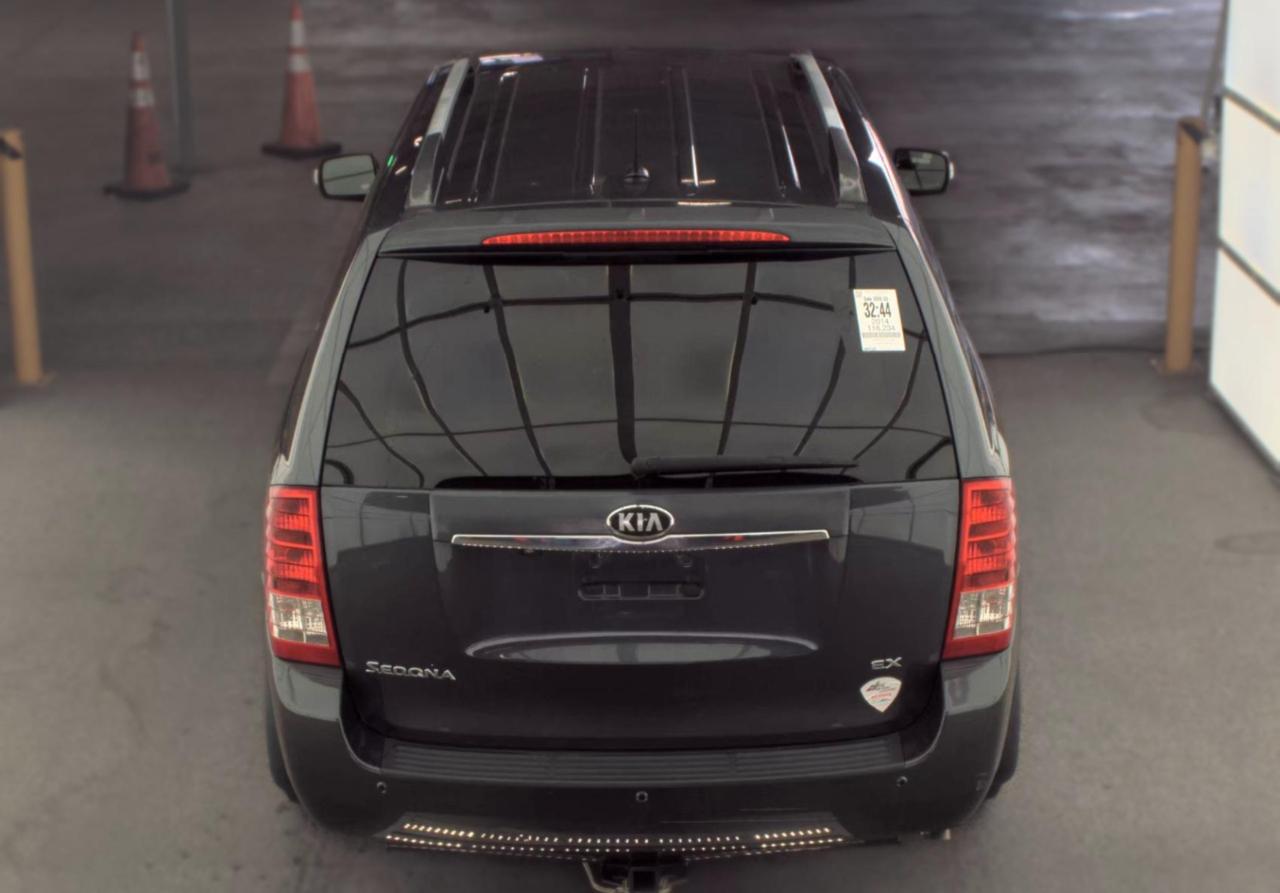 Kia Sedona  2014