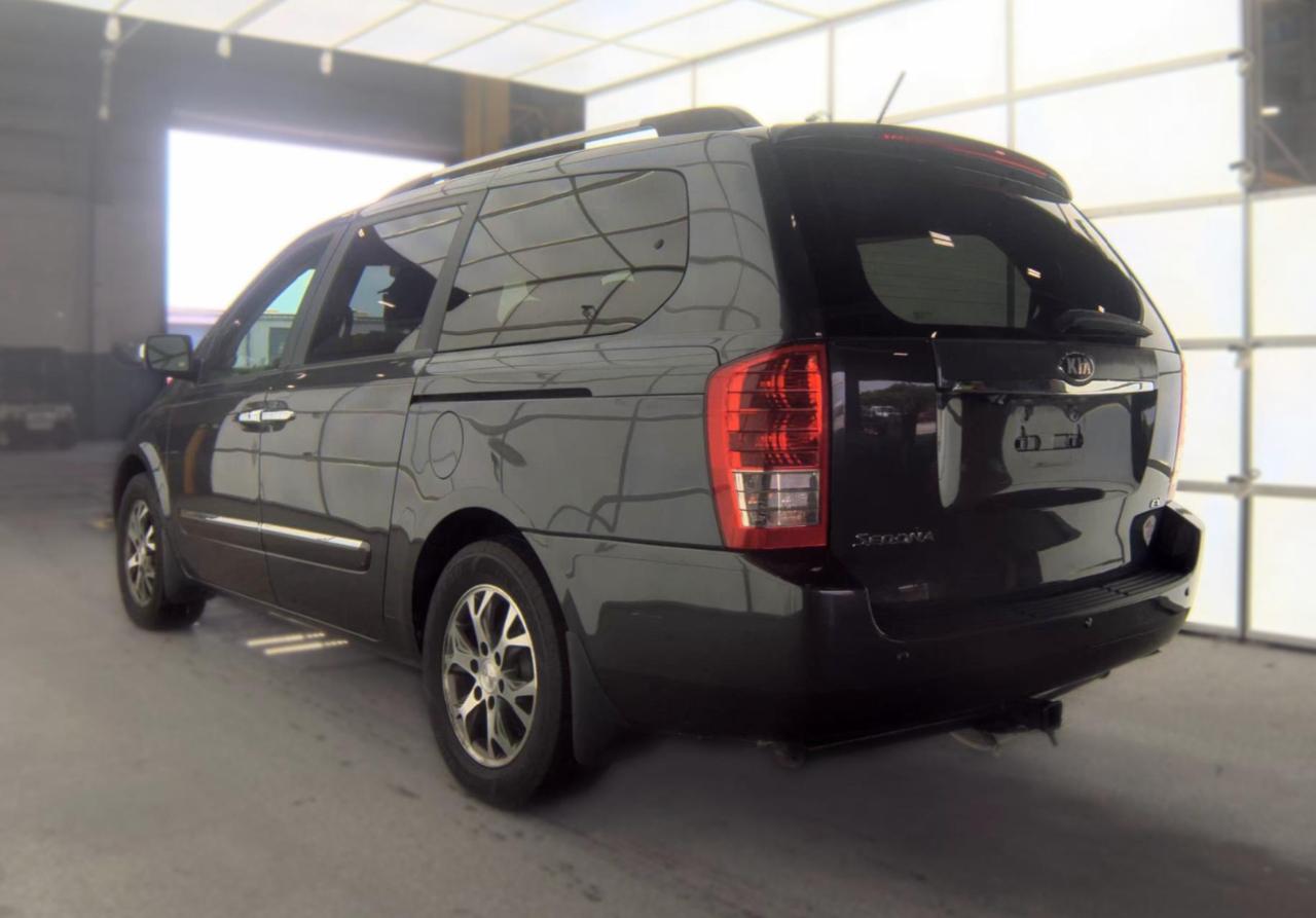Kia Sedona  2014