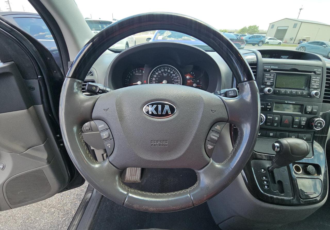Kia Sedona  2014