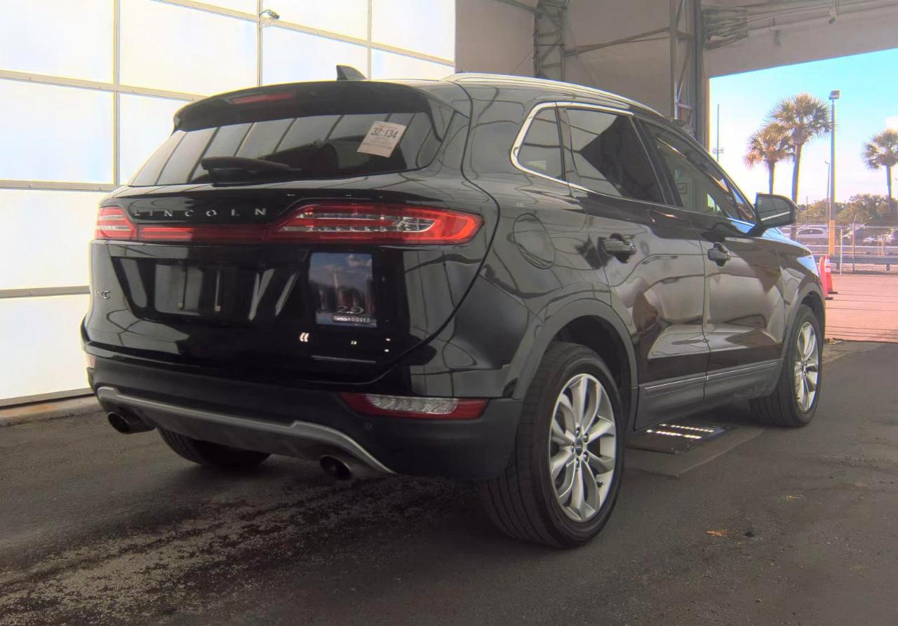 Lincoln MKC  2015