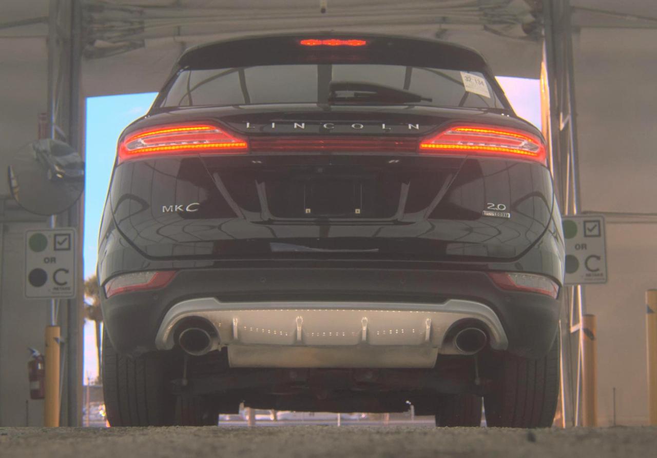 Lincoln MKC  2015