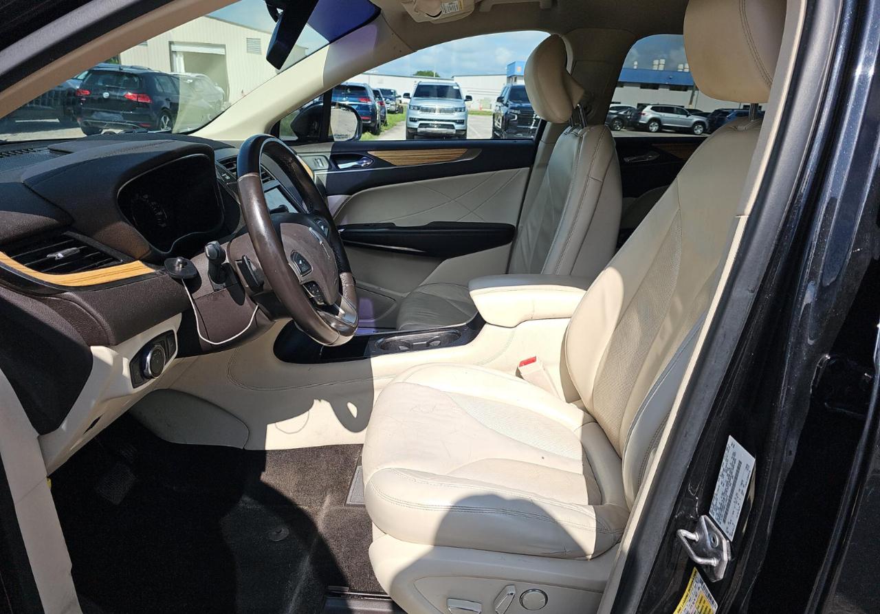 Lincoln MKC  2015