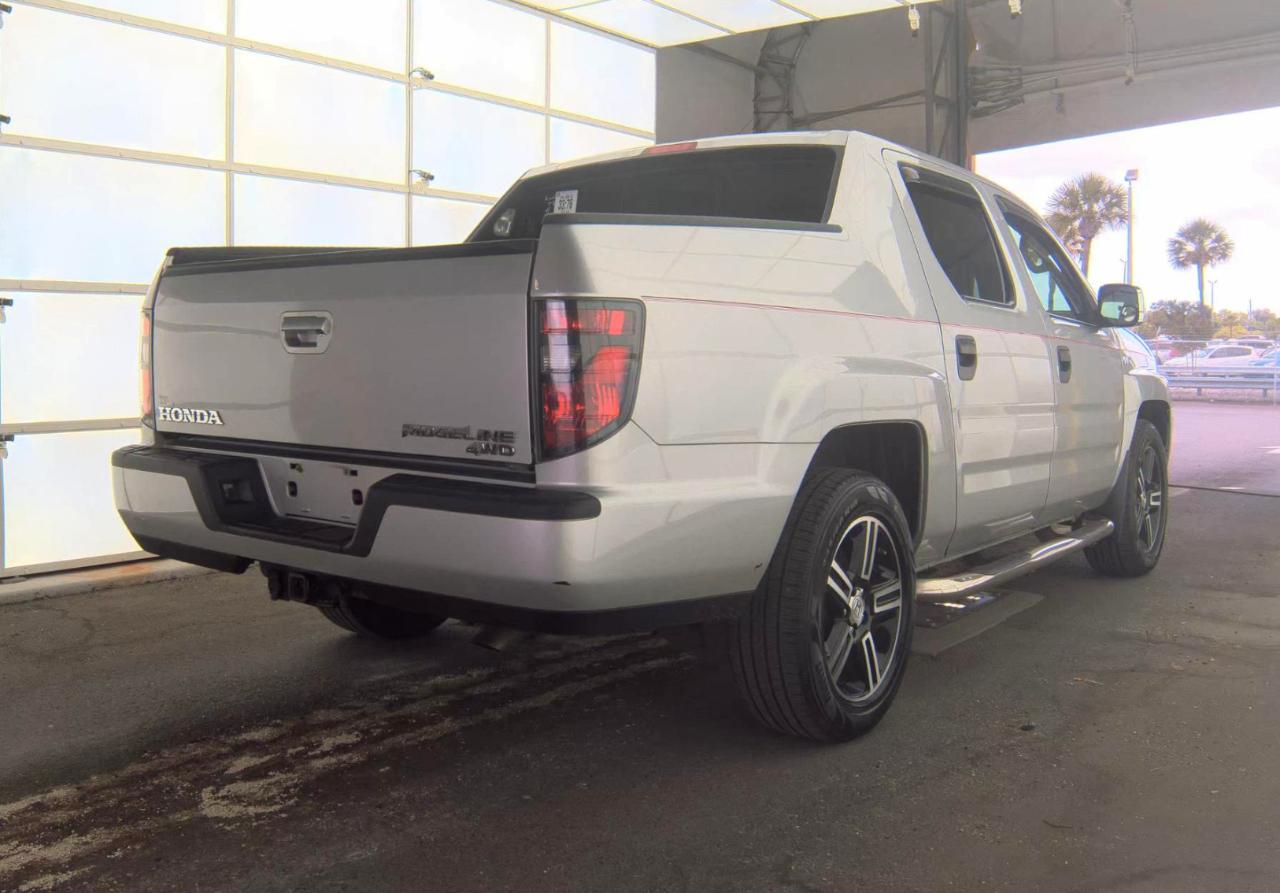 Honda Ridgeline  2014