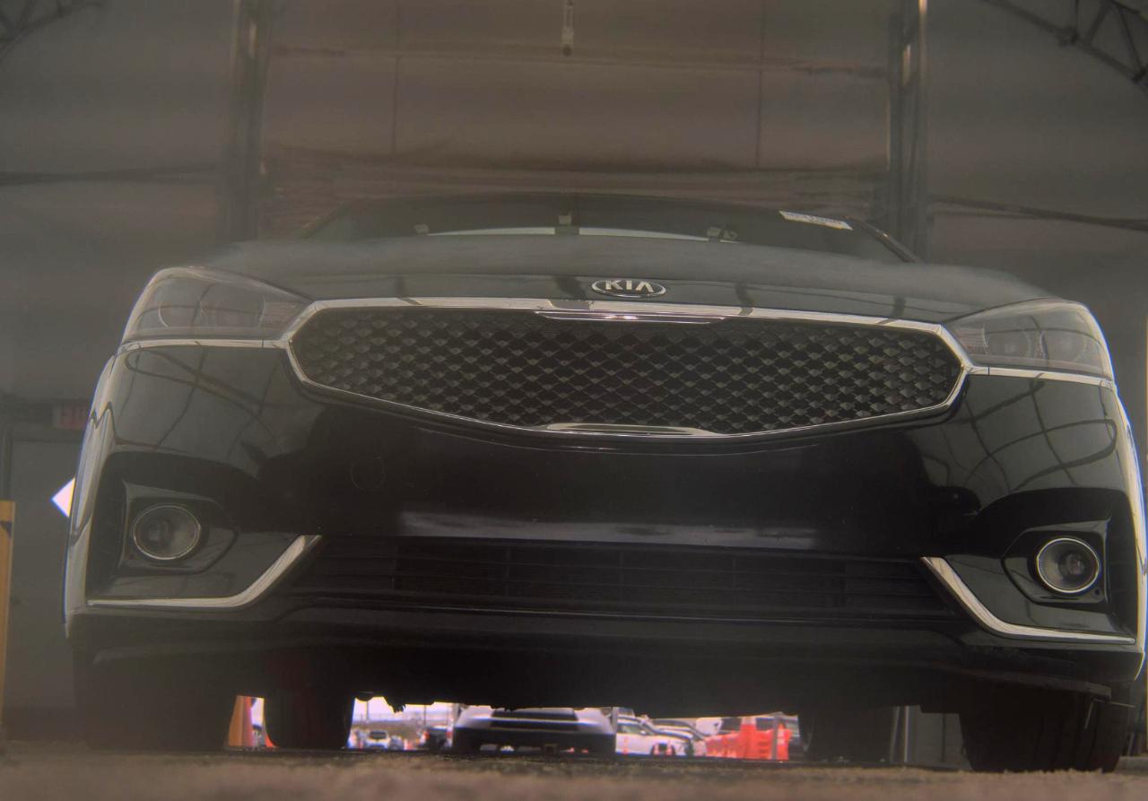 Kia Cadenza  2017