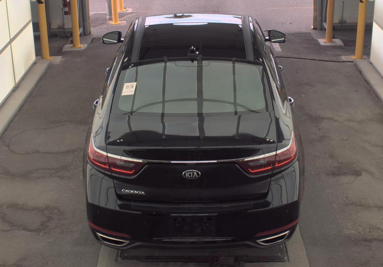 Kia Cadenza  2017