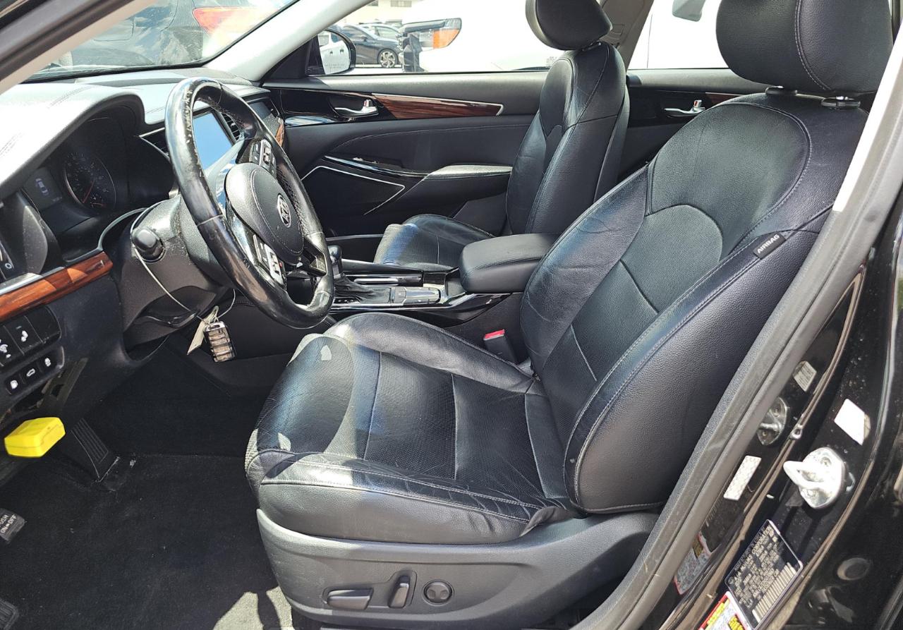 Kia Cadenza  2017