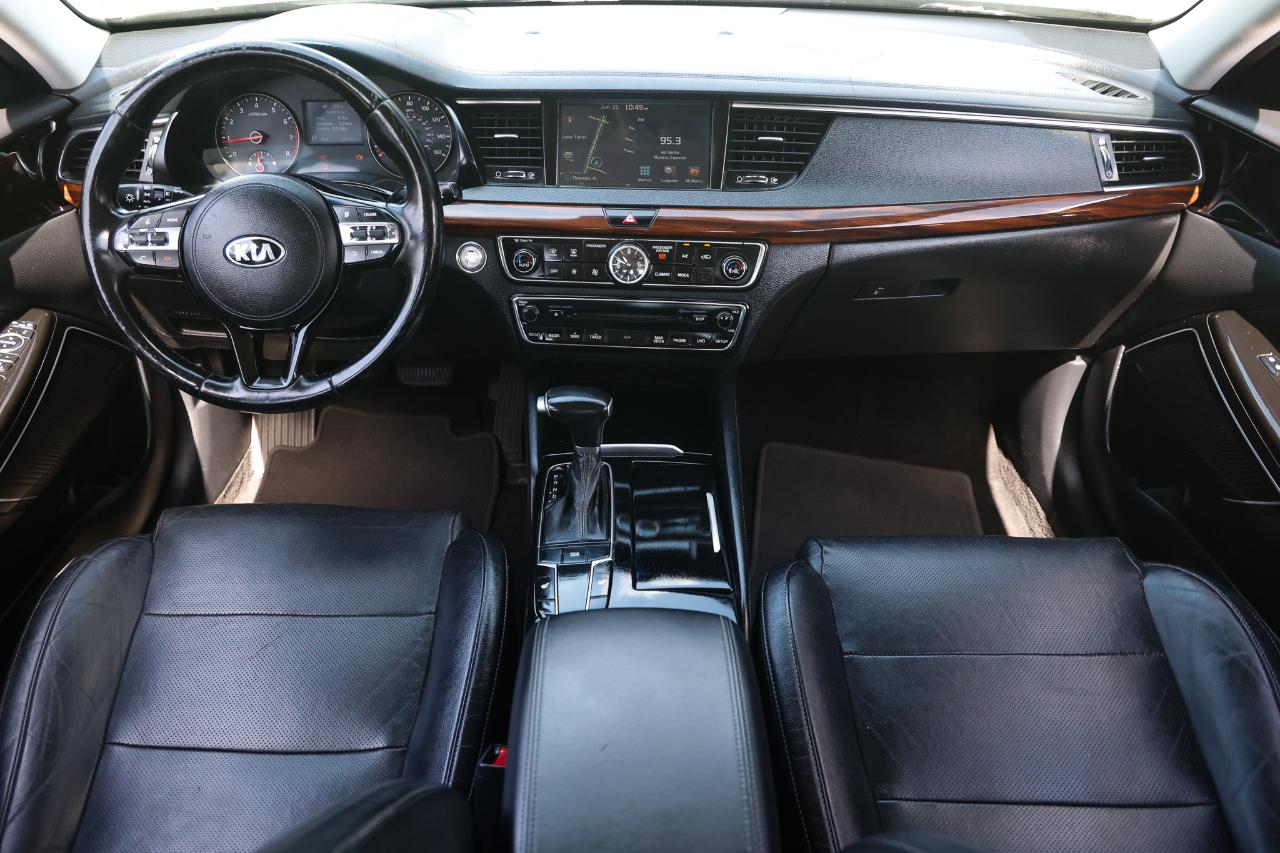 Kia Cadenza  2017