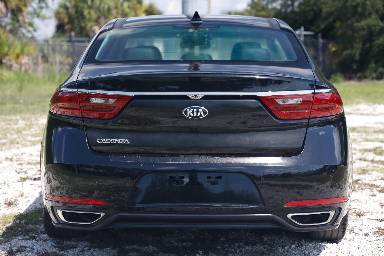 Kia Cadenza  2017