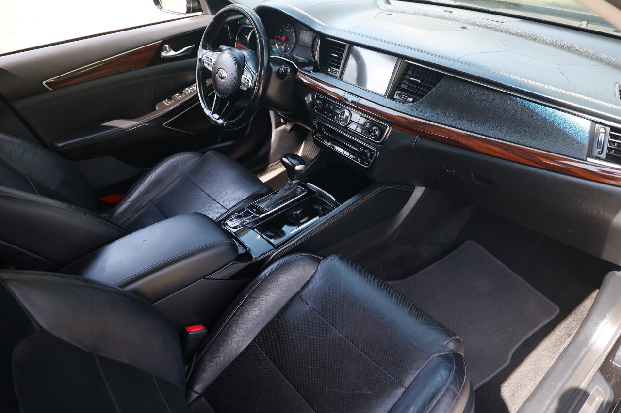 Kia Cadenza  2017