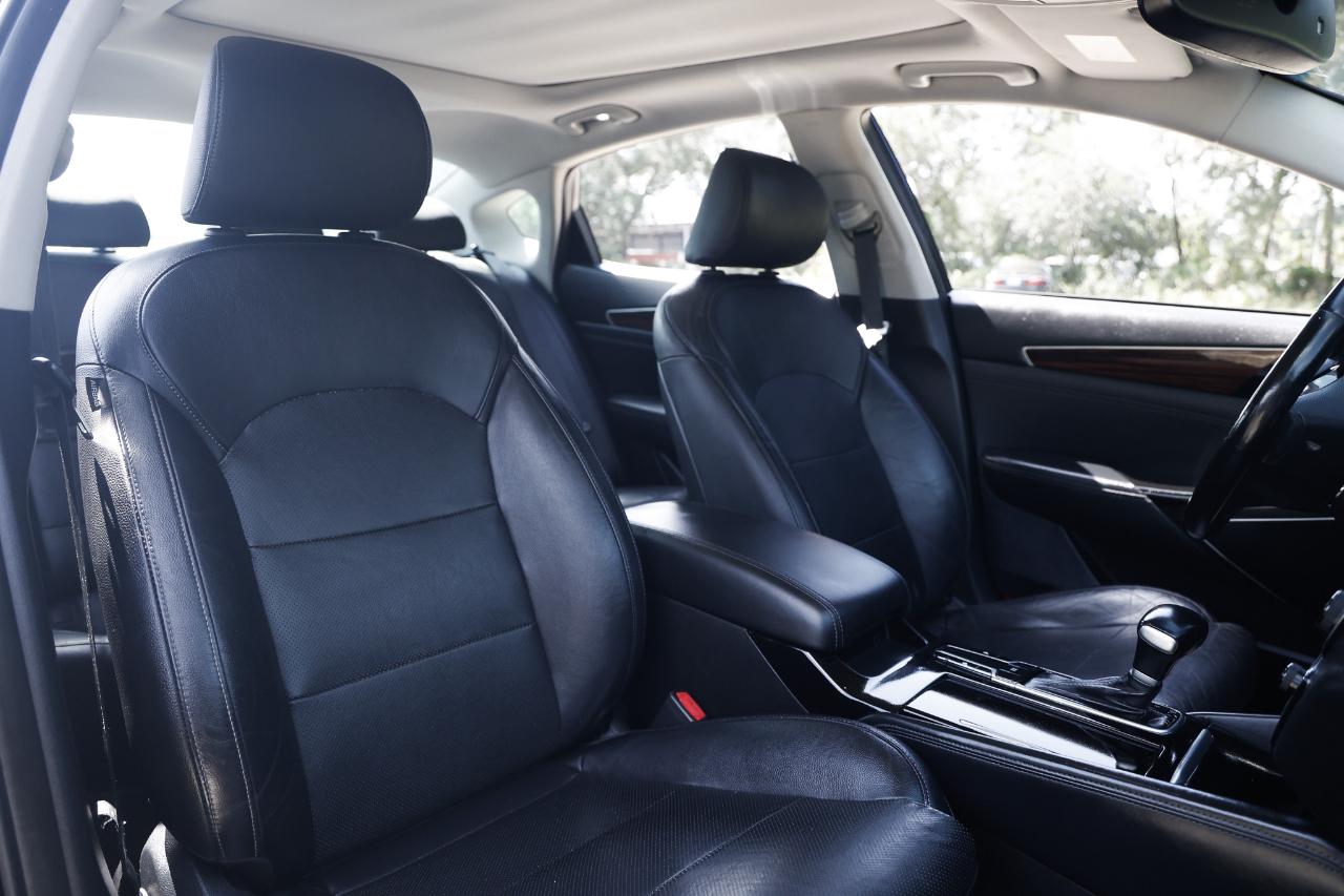 Kia Cadenza  2017