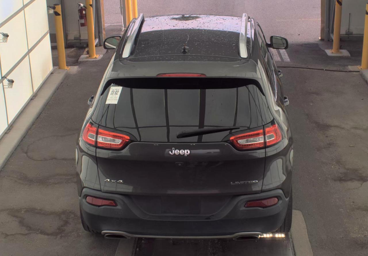 Jeep Cherokee  2015