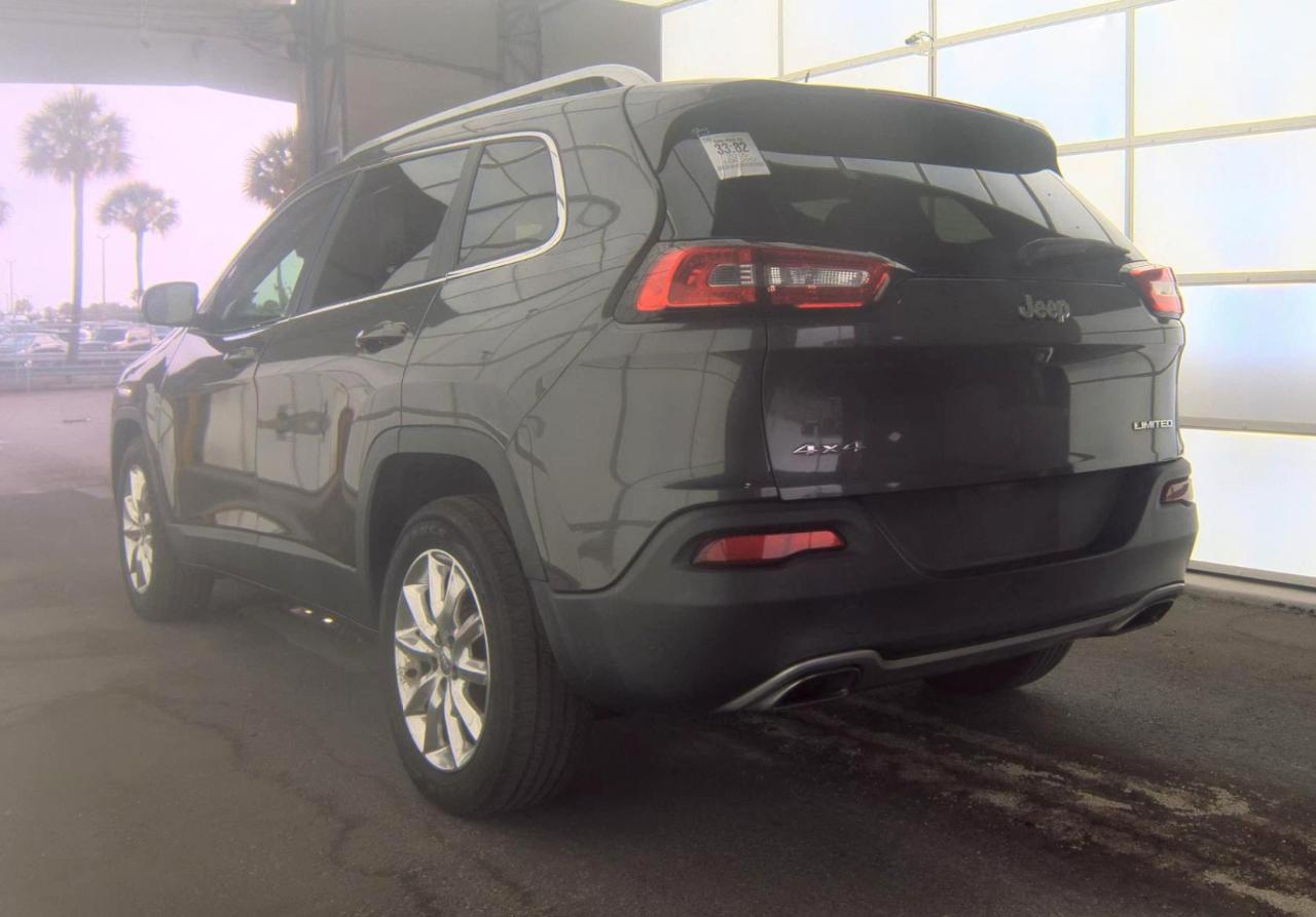 Jeep Cherokee  2015