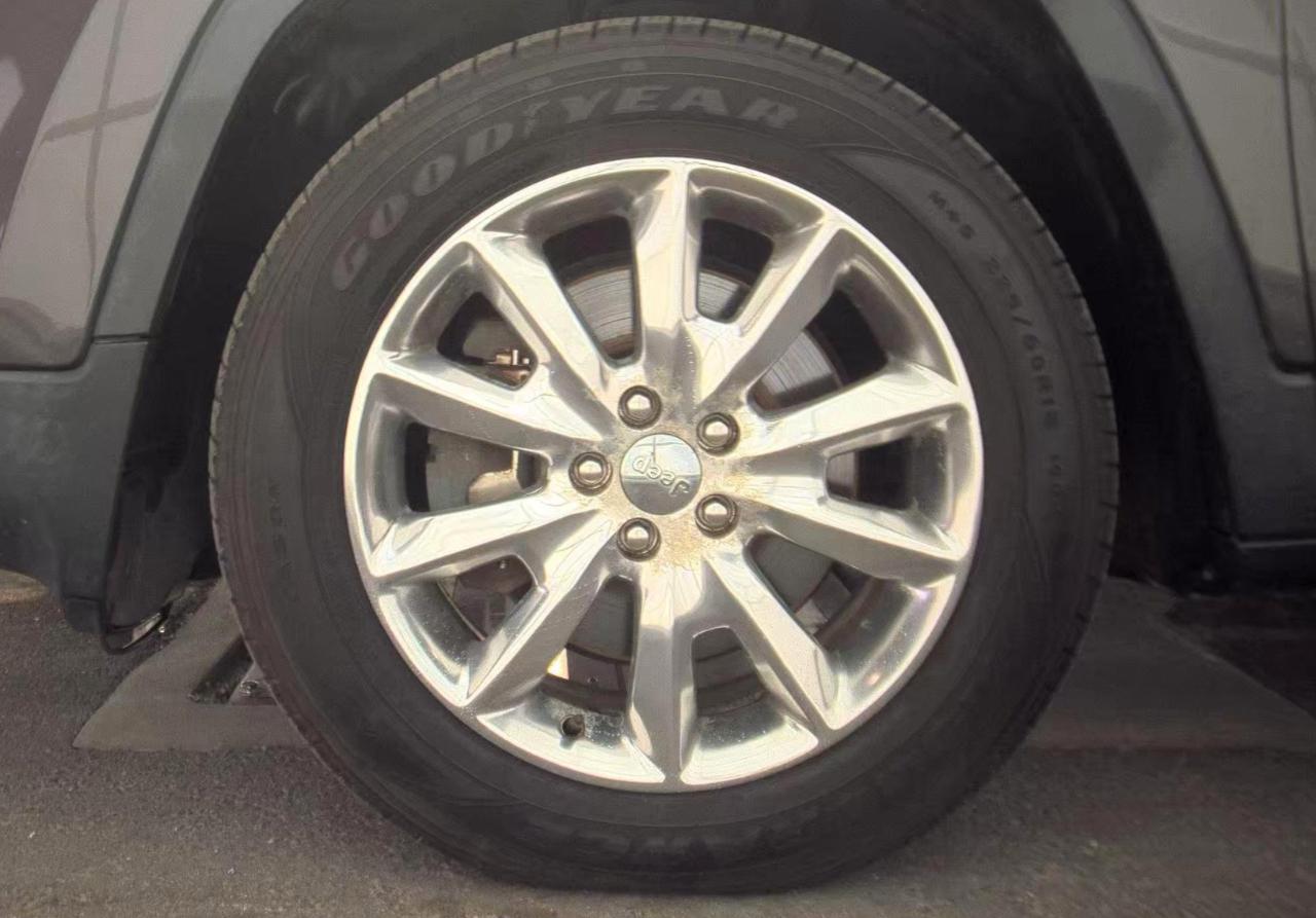 Jeep Cherokee  2015