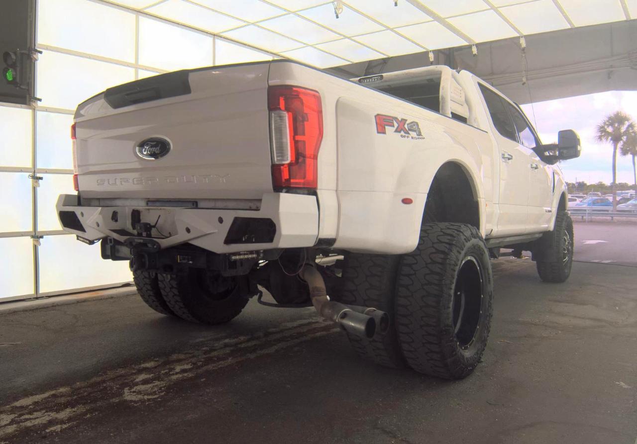 Ford Super Duty F-350 DRW  2018