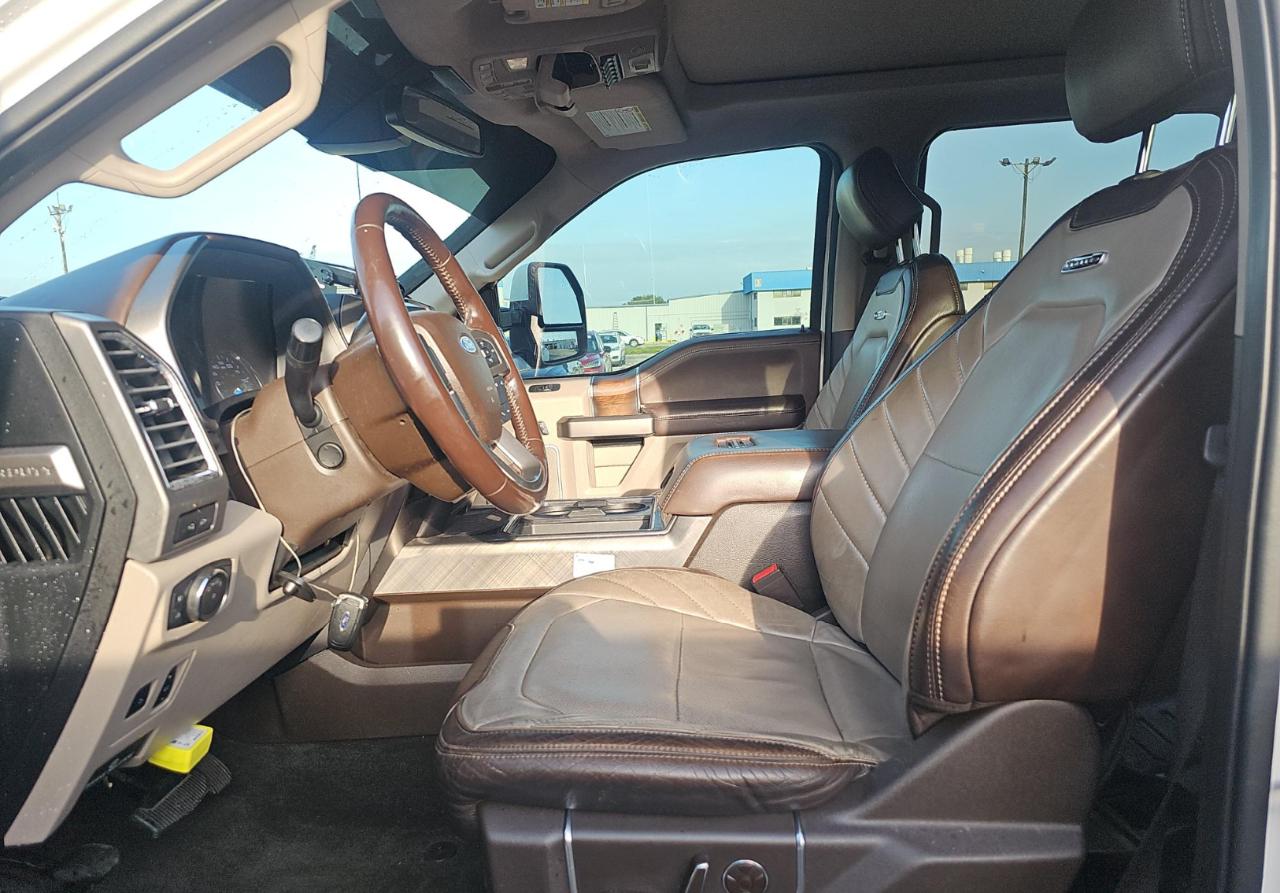 Ford Super Duty F-350 DRW  2018