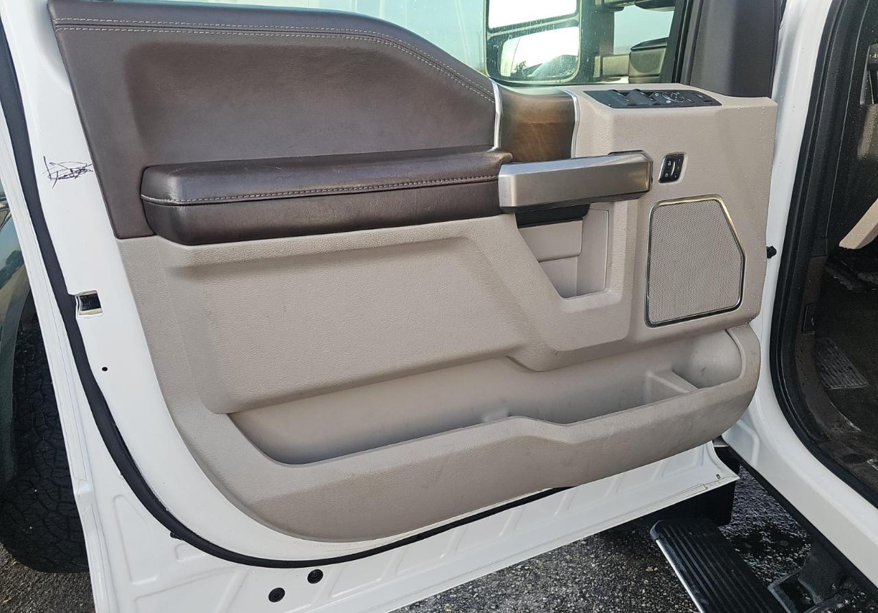Ford Super Duty F-350 DRW  2018