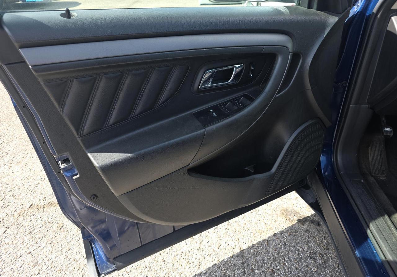 Ford Taurus  2012