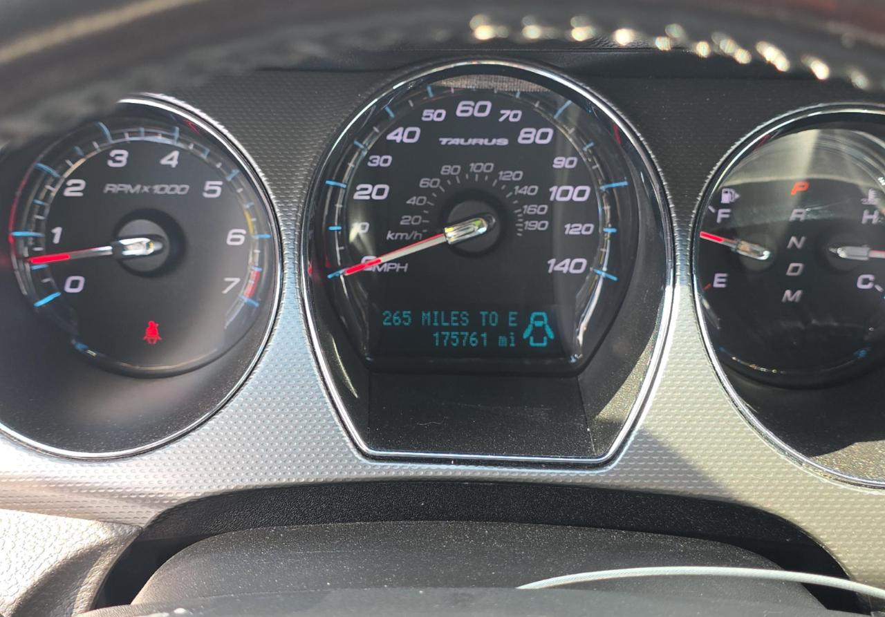 Ford Taurus  2012