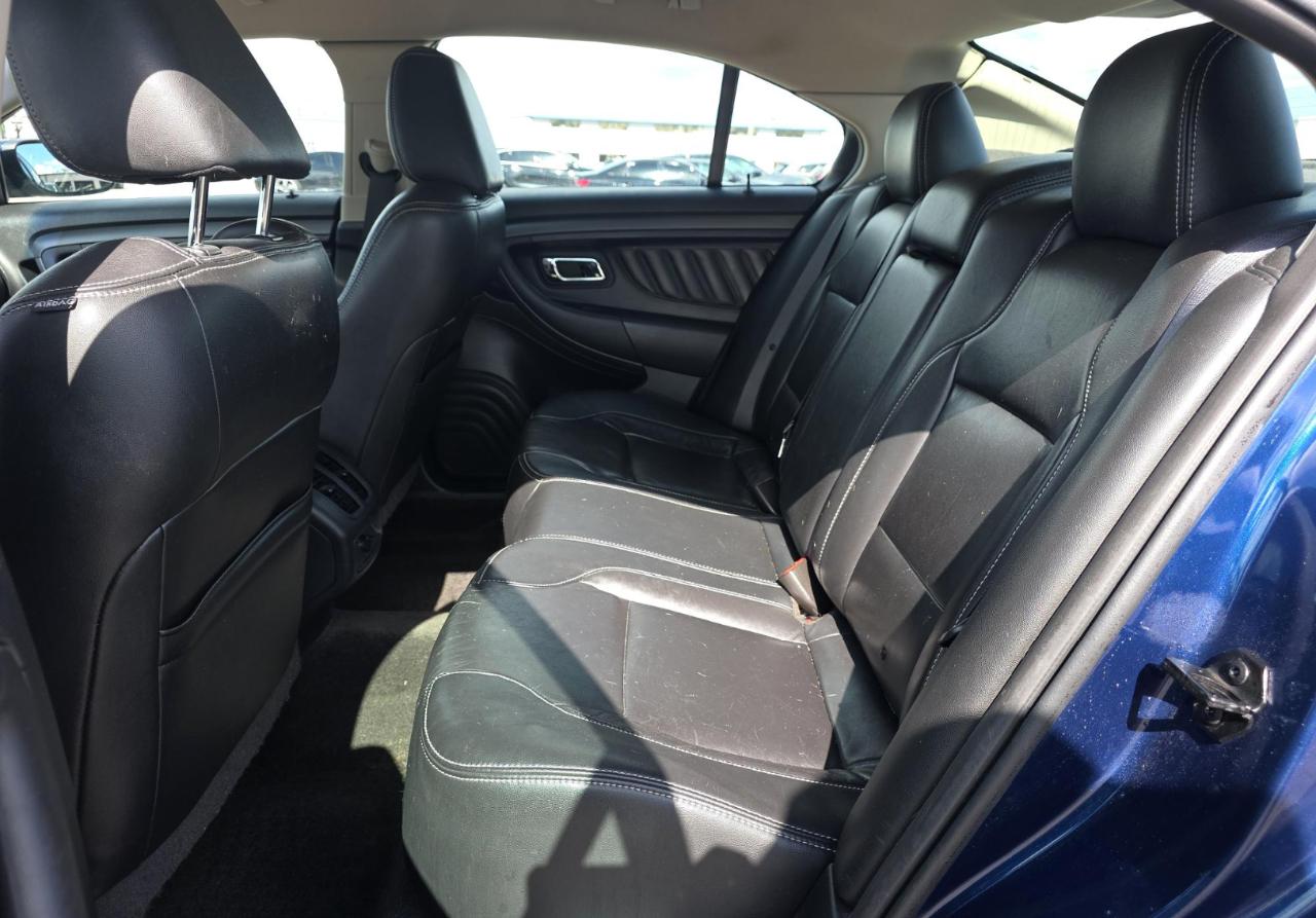 Ford Taurus  2012