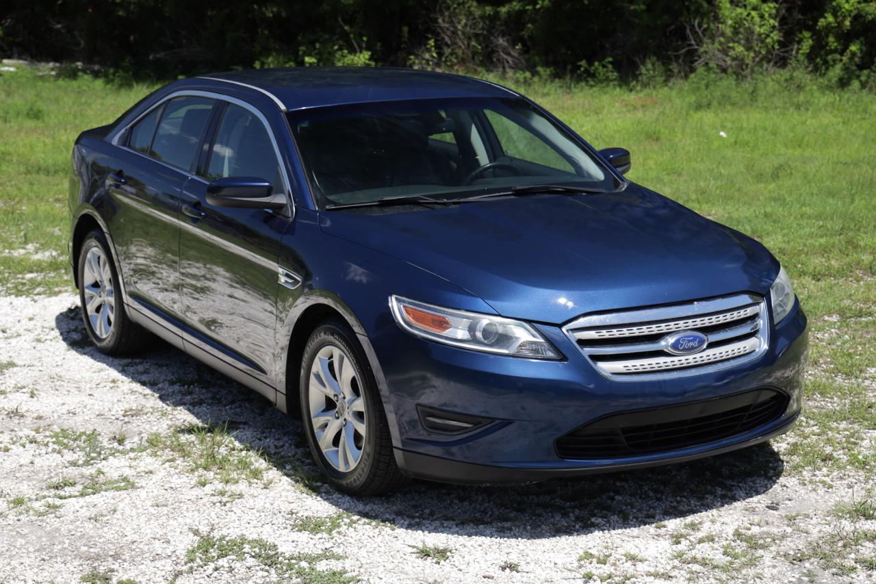 Ford Taurus  2012