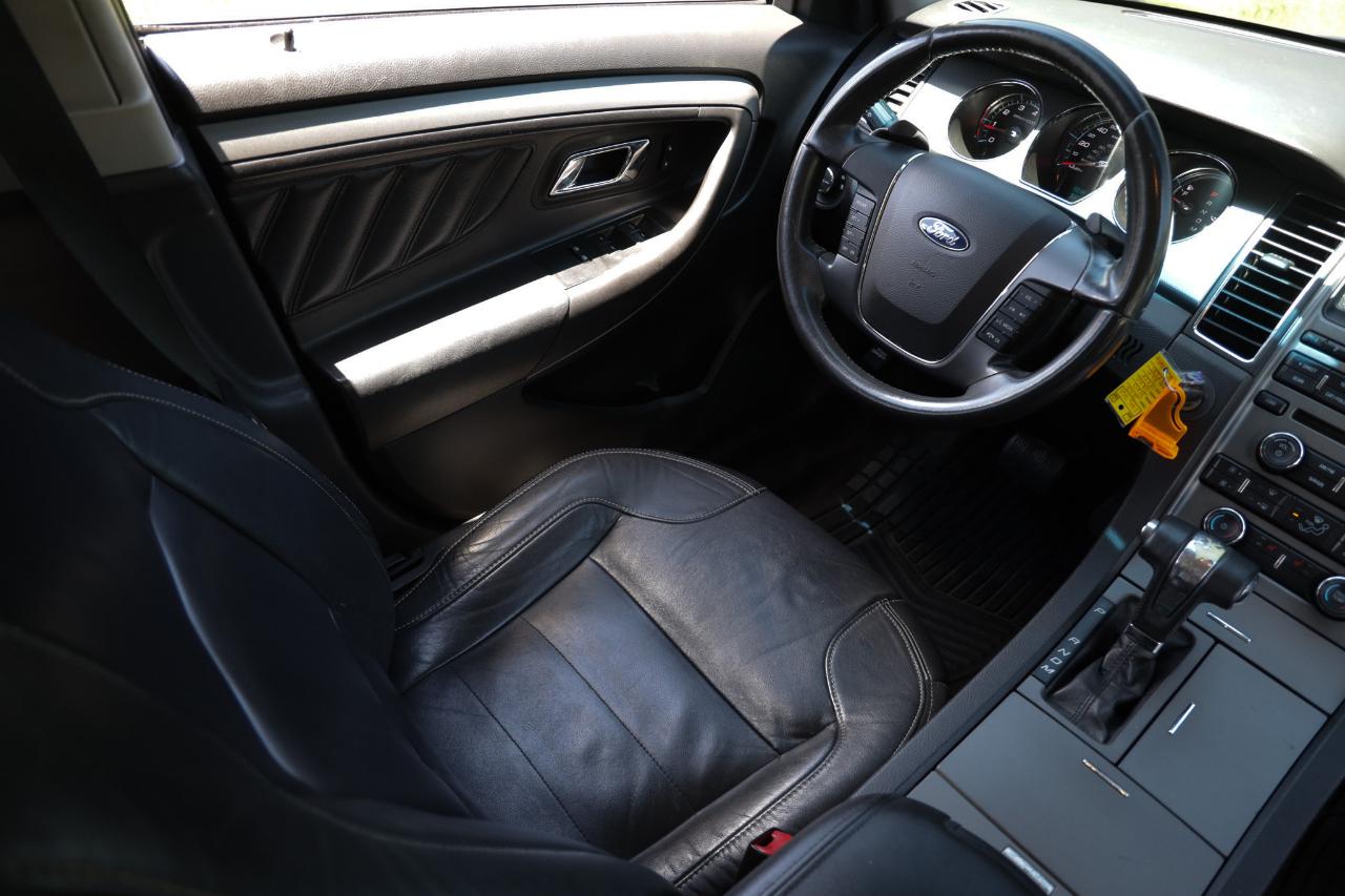 Ford Taurus  2012