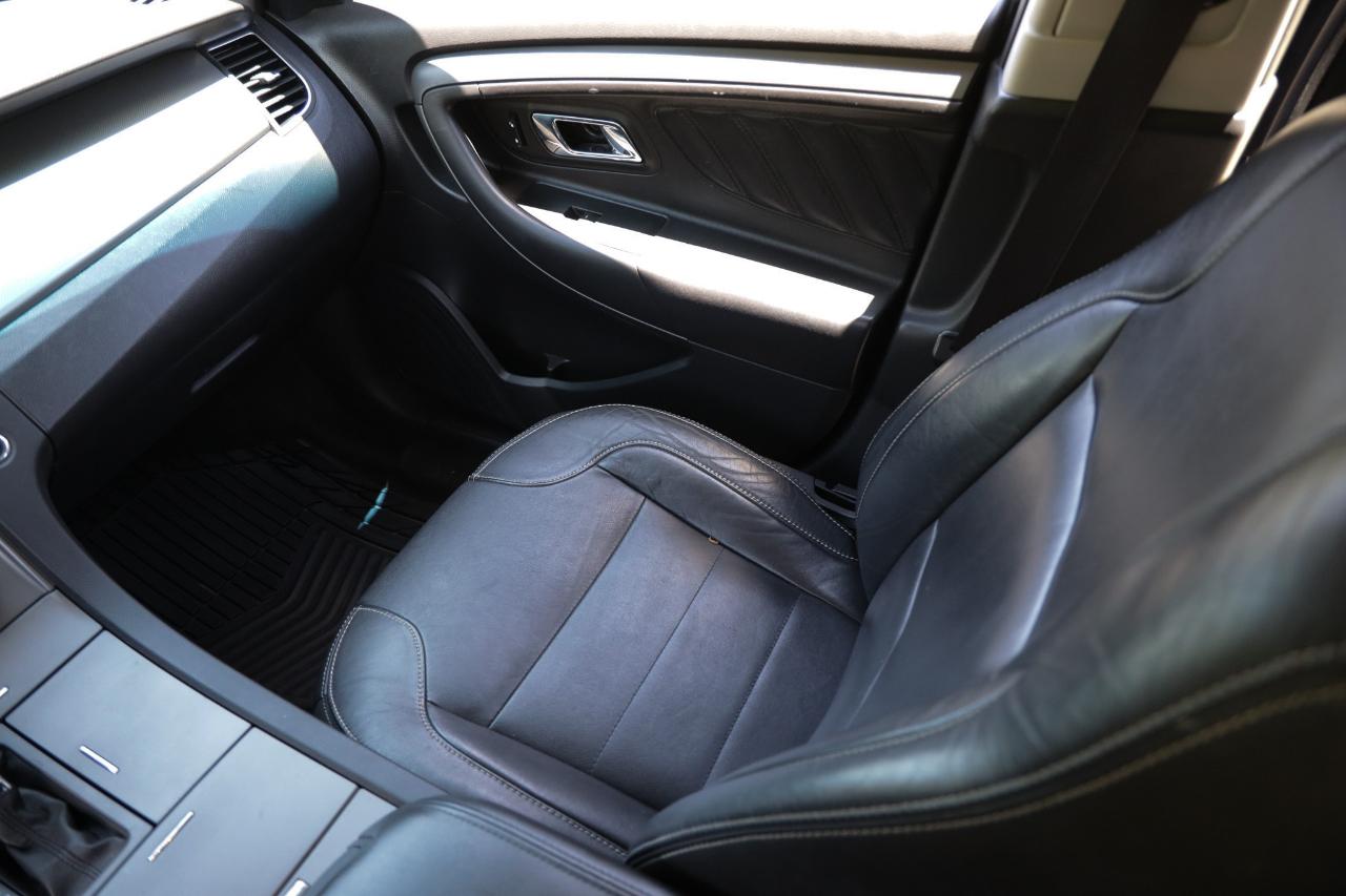Ford Taurus  2012