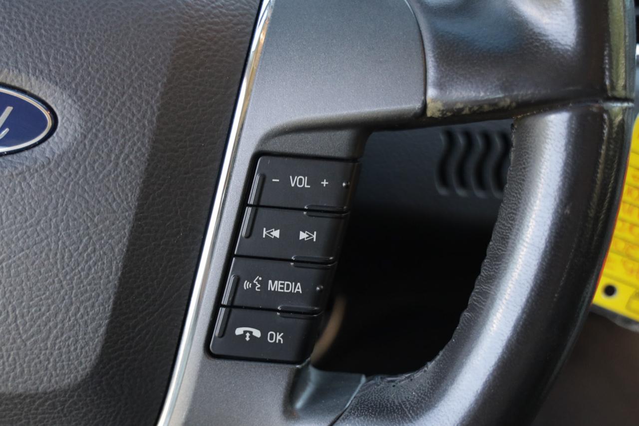 Ford Taurus  2012
