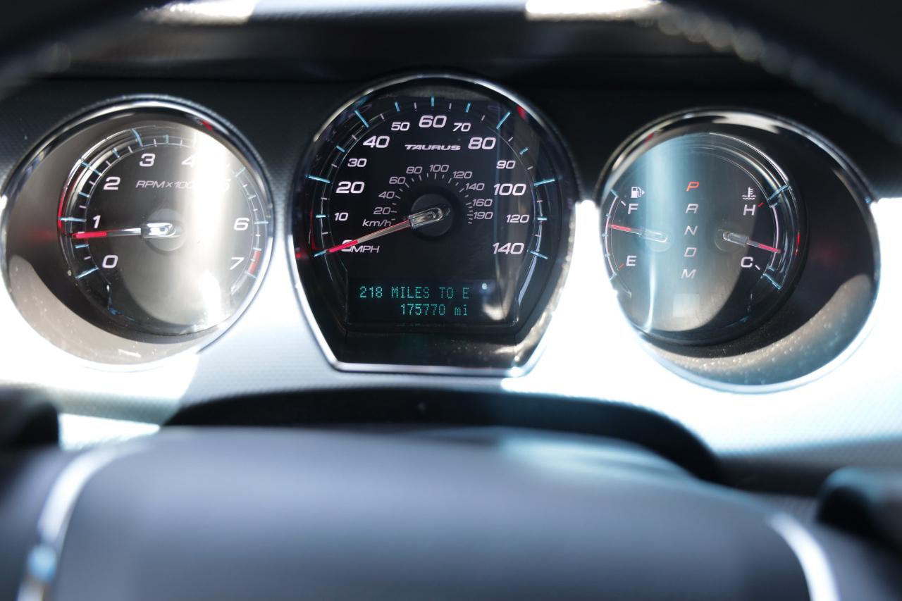 Ford Taurus  2012