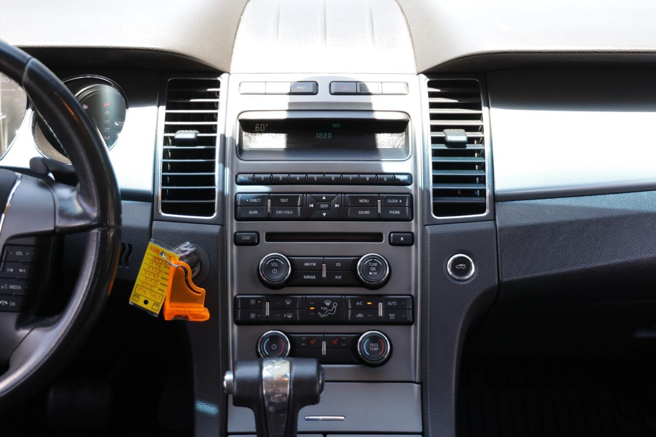 Ford Taurus  2012