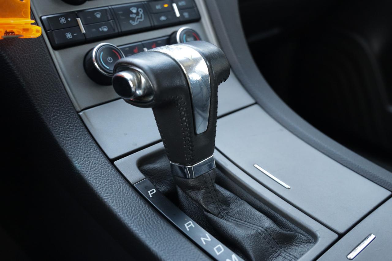 Ford Taurus  2012