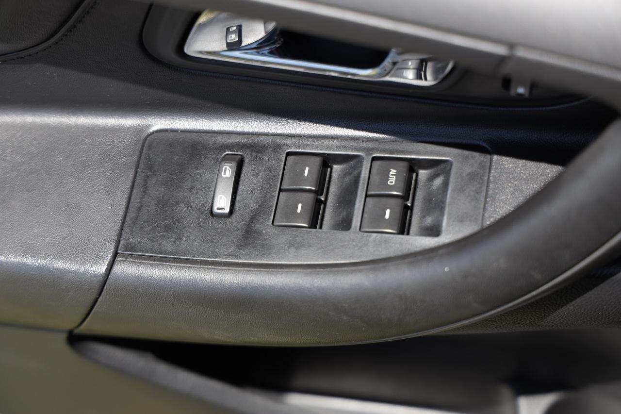 Ford Taurus  2012
