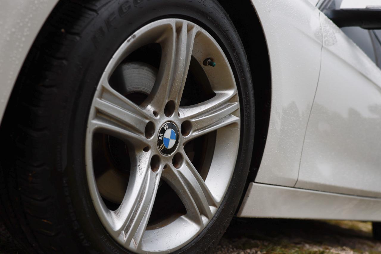 BMW 3 Series  2015