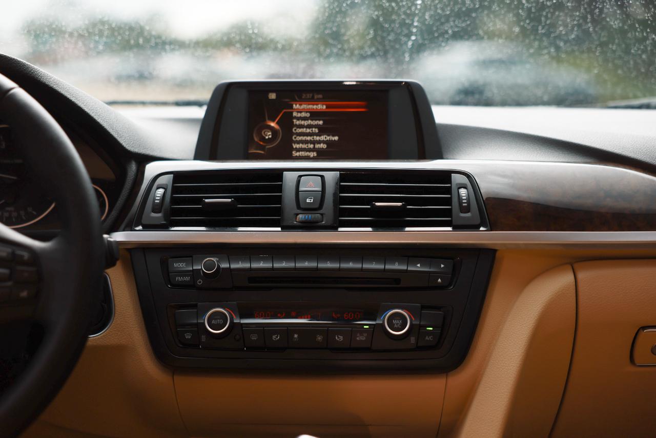 BMW 3 Series  2015