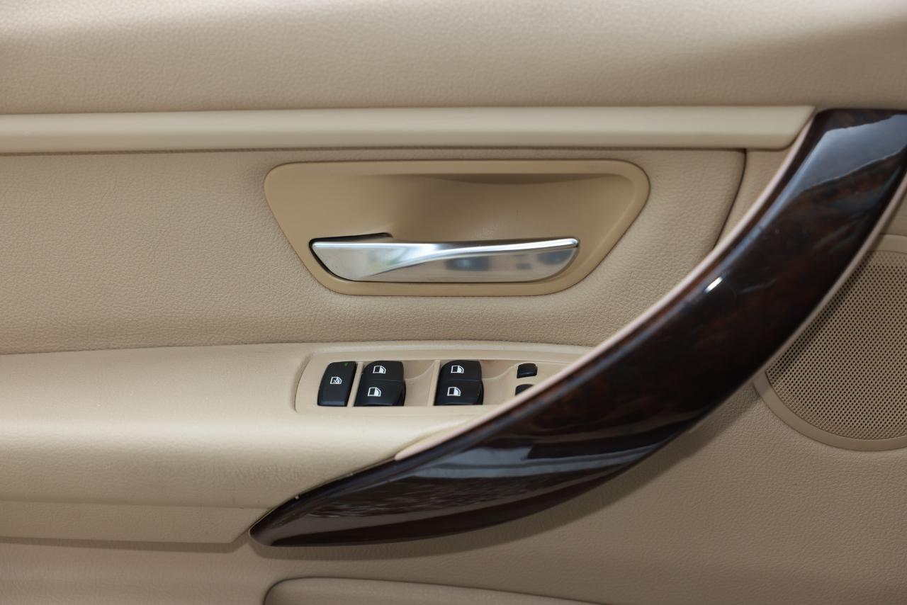 BMW 3 Series  2015