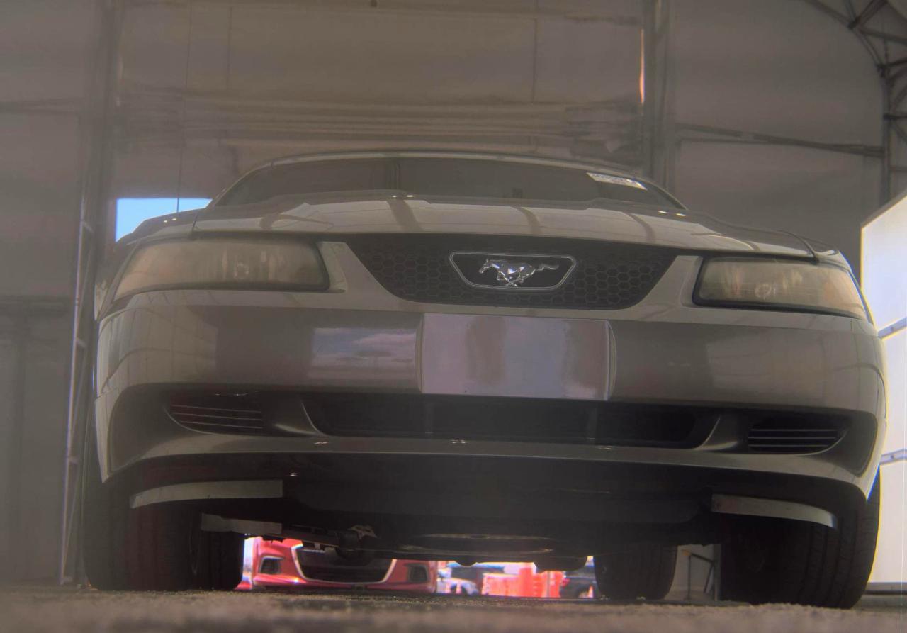 Ford Mustang  2002