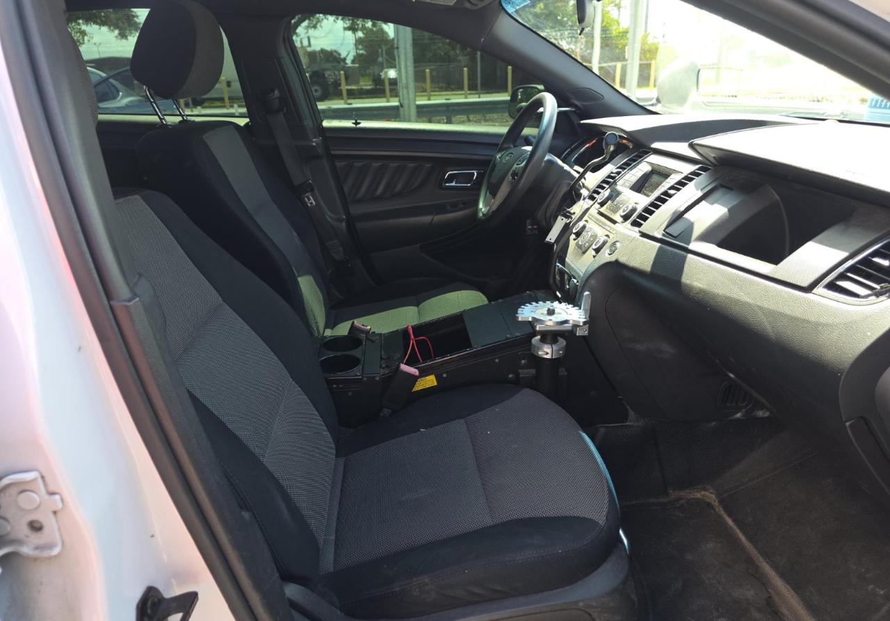 Ford Sedan Police Interceptor  2013