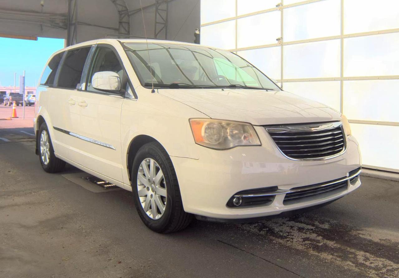 Chrysler Town & Country  2013