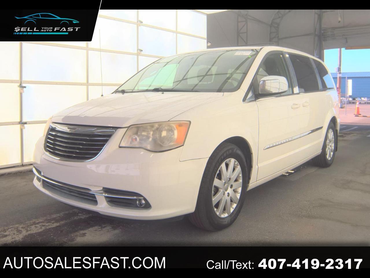 Chrysler Town & Country  2013
