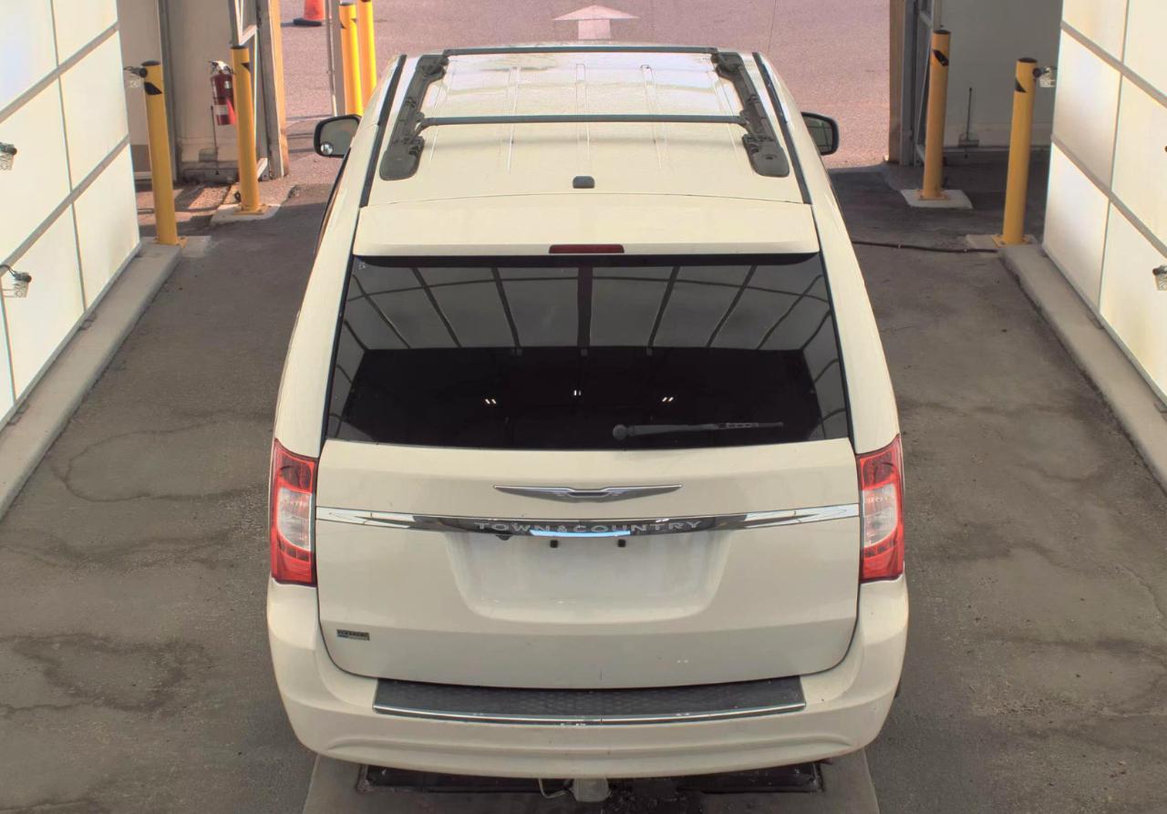 Chrysler Town & Country  2013