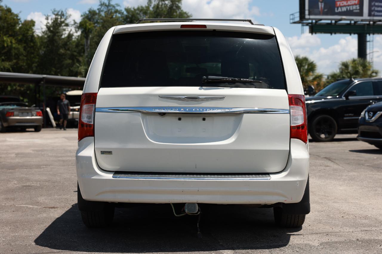 Chrysler Town & Country  2013