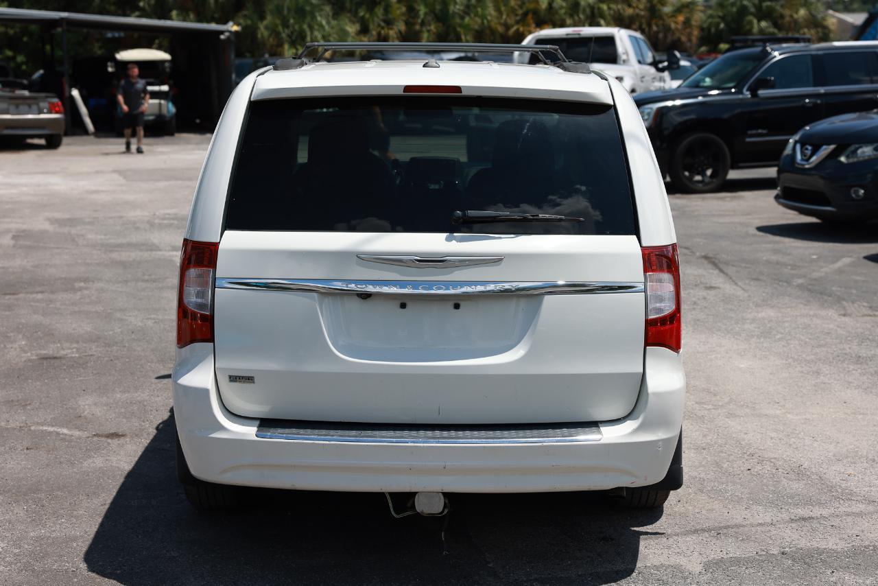 Chrysler Town & Country  2013