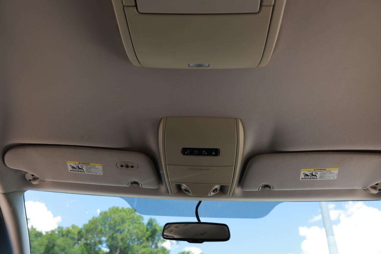 Chrysler Town & Country  2013